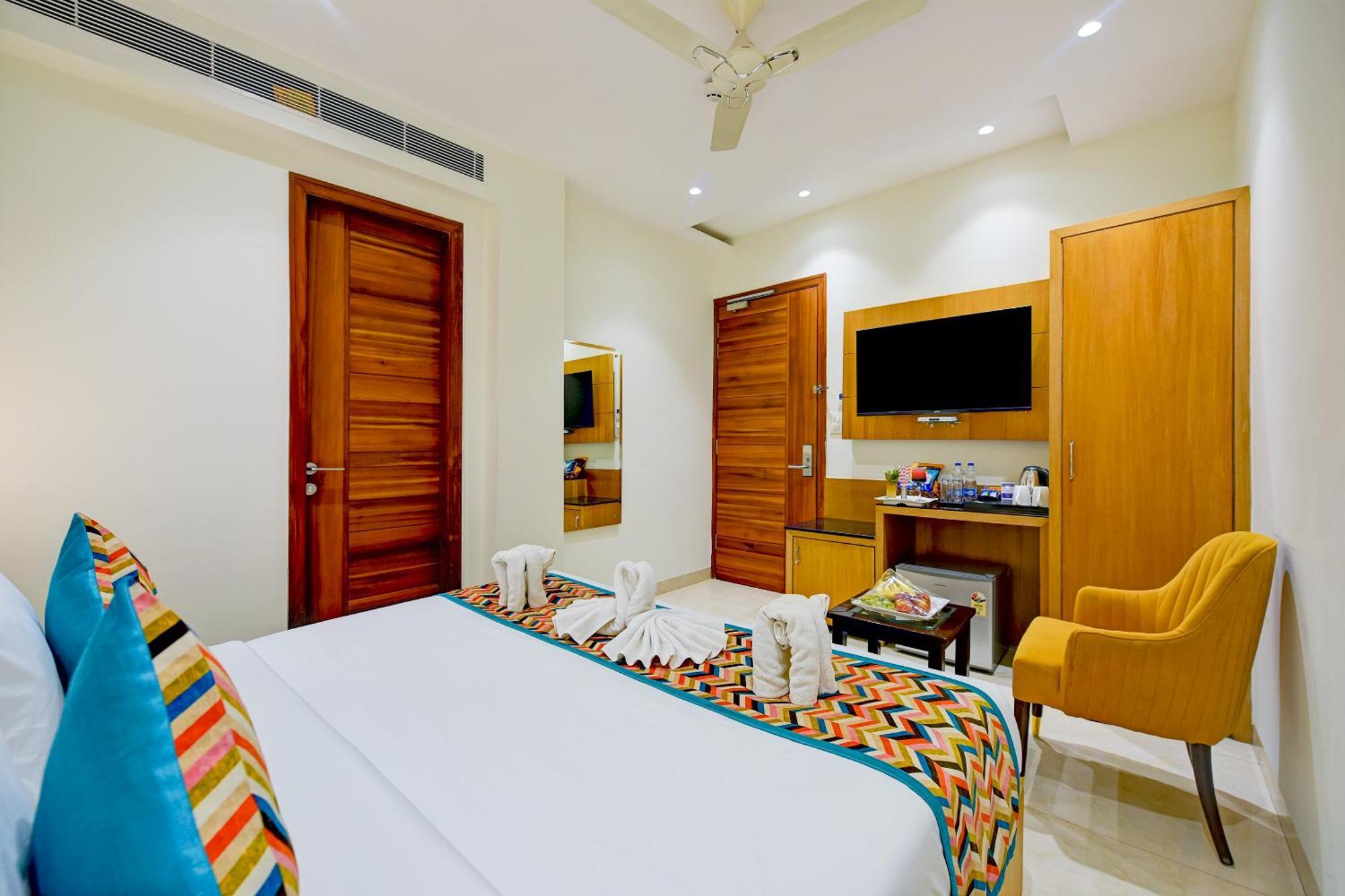 Classio Royale By Io Hotels Near Golden Temple Amritsar Exterior photo